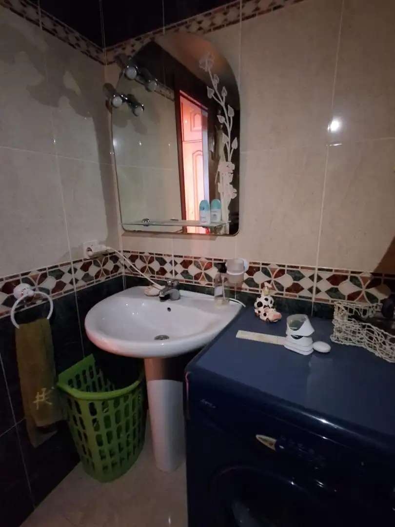 Baño de Piso en venta en Tudela de Duero con Calefacción, Trastero y Balcón