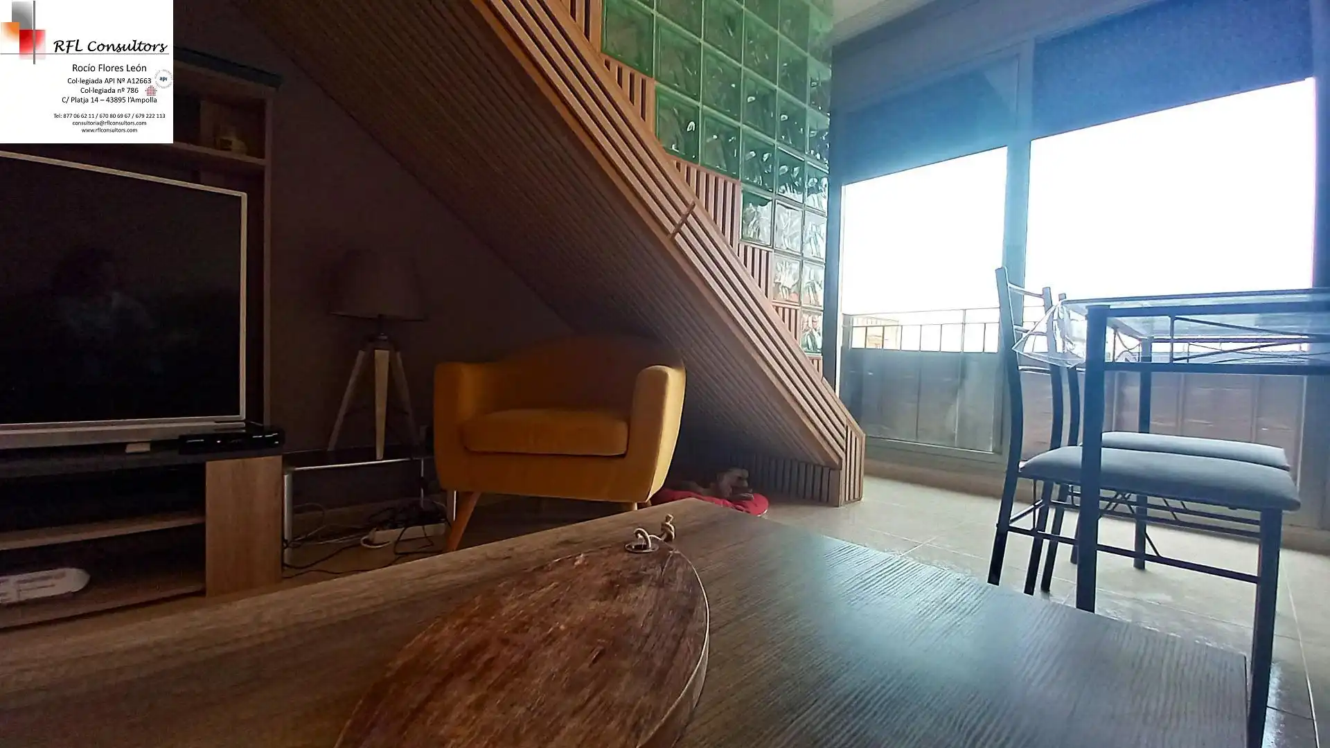 Sala d'estar de Àtic en venda en L'Ampolla amb Aire condicionat, Terrassa i Traster
