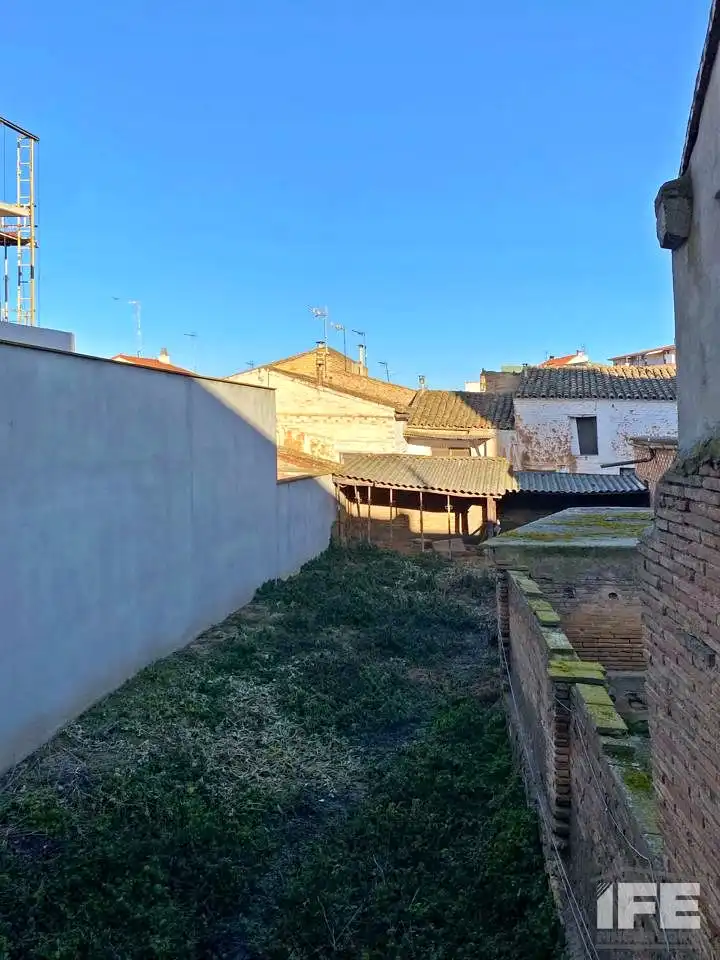 Vista exterior de Casa o xalet en venda en Alagón amb Calefacció i Terrassa