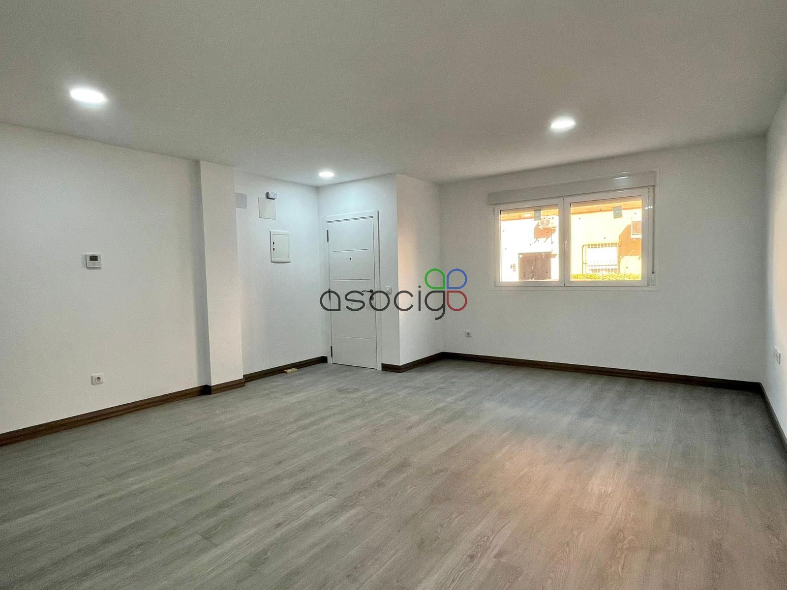 Flat for sale in Cabanillas del Campo  with Air Conditioner and Heating