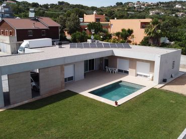Chalet con piscina en venta en Carrer de la Gatera