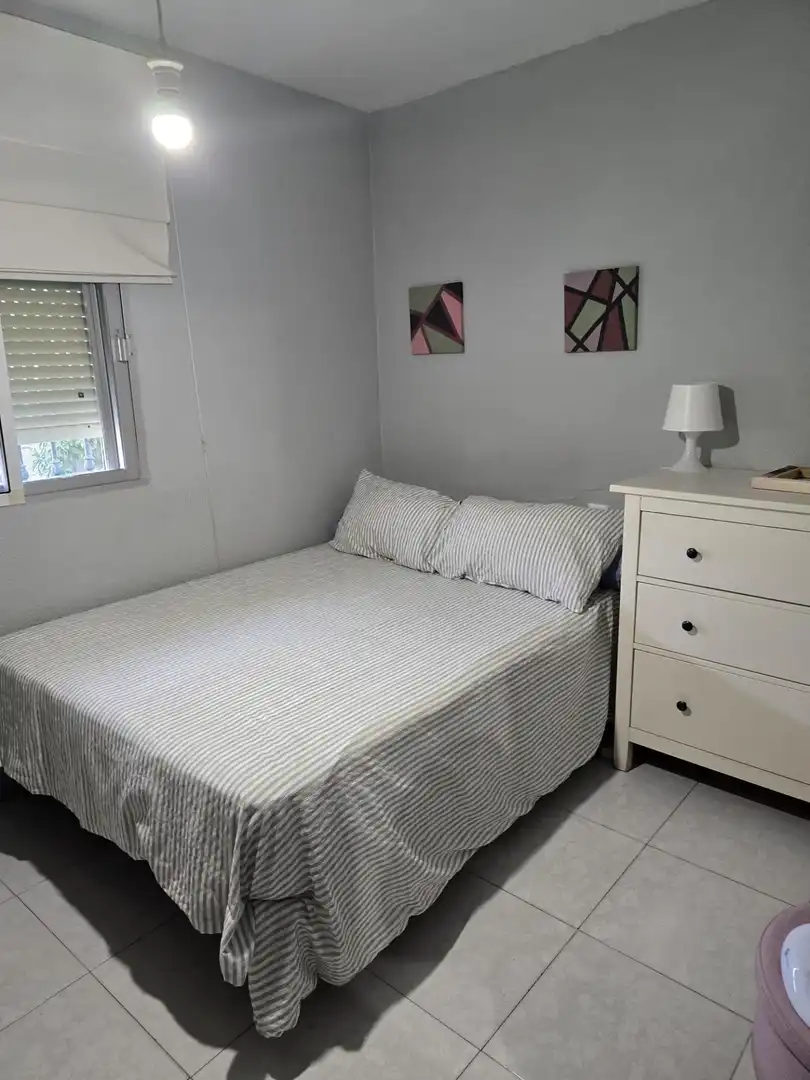 Habitación de Casa adosada en venta en Algeciras