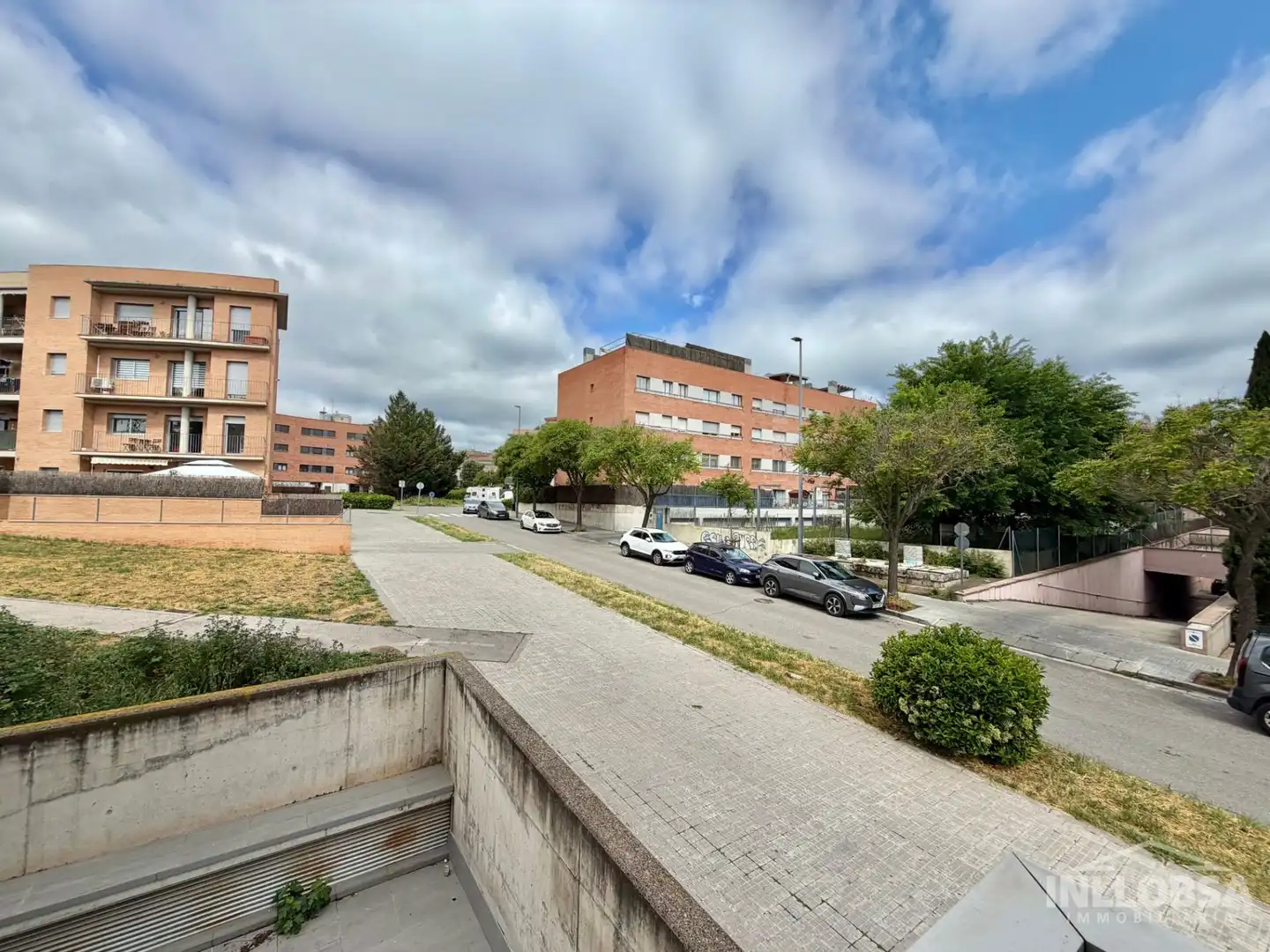 Außenansicht von Wohnung zum Verkauf in Manresa mit Klimaanlage, Heizung und Abstellraum