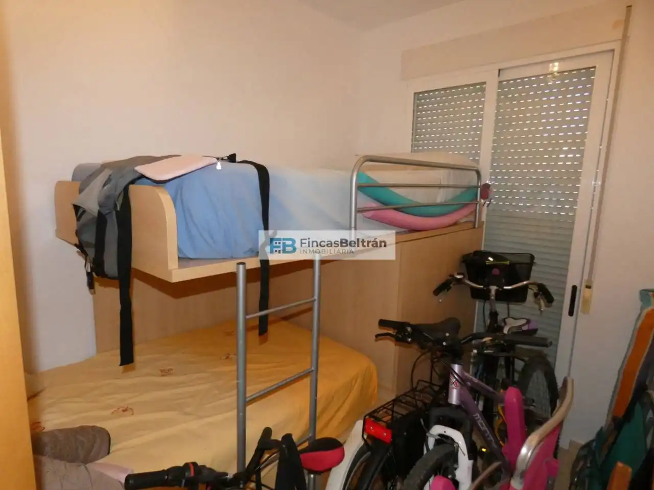 Habitación de Dúplex en venta en Benicarló con Aire acondicionado, Terraza y Amueblado