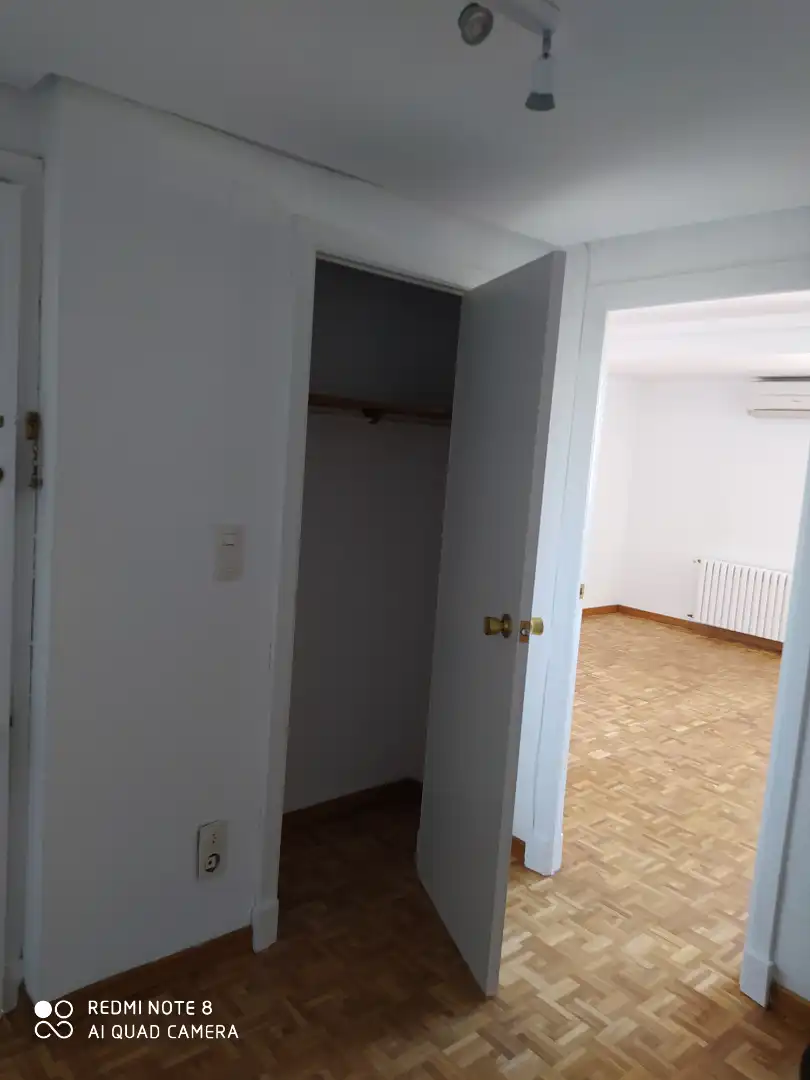 Bedroom of Flat for sale in Zaragoza  with Air Conditioner, Heating and Parquet flooring