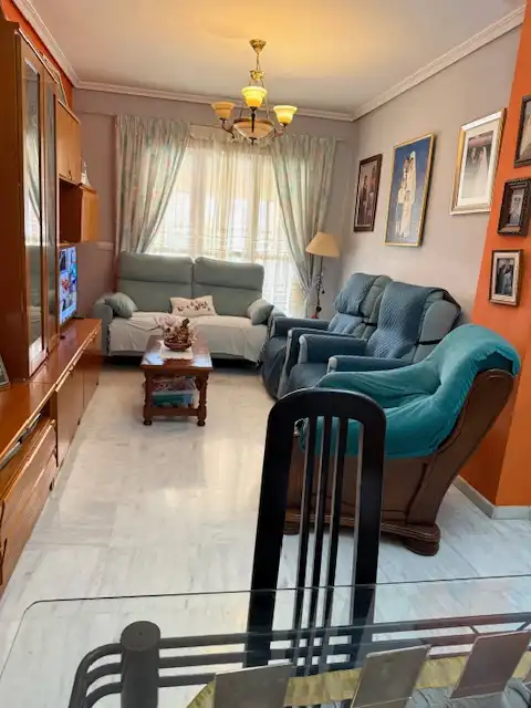 Sala de estar de Piso en venta en Mairena del Aljarafe con Aire acondicionado y Piscina comunitaria