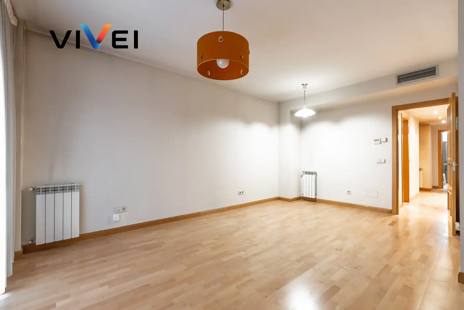 Living room of Flat for sale in Madrid  with Heating, Terrace and Storage room