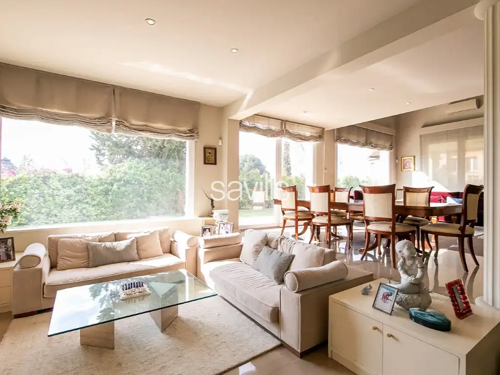 Sala d'estar de Casa o xalet de lloguer en Barcelona amb Moblat