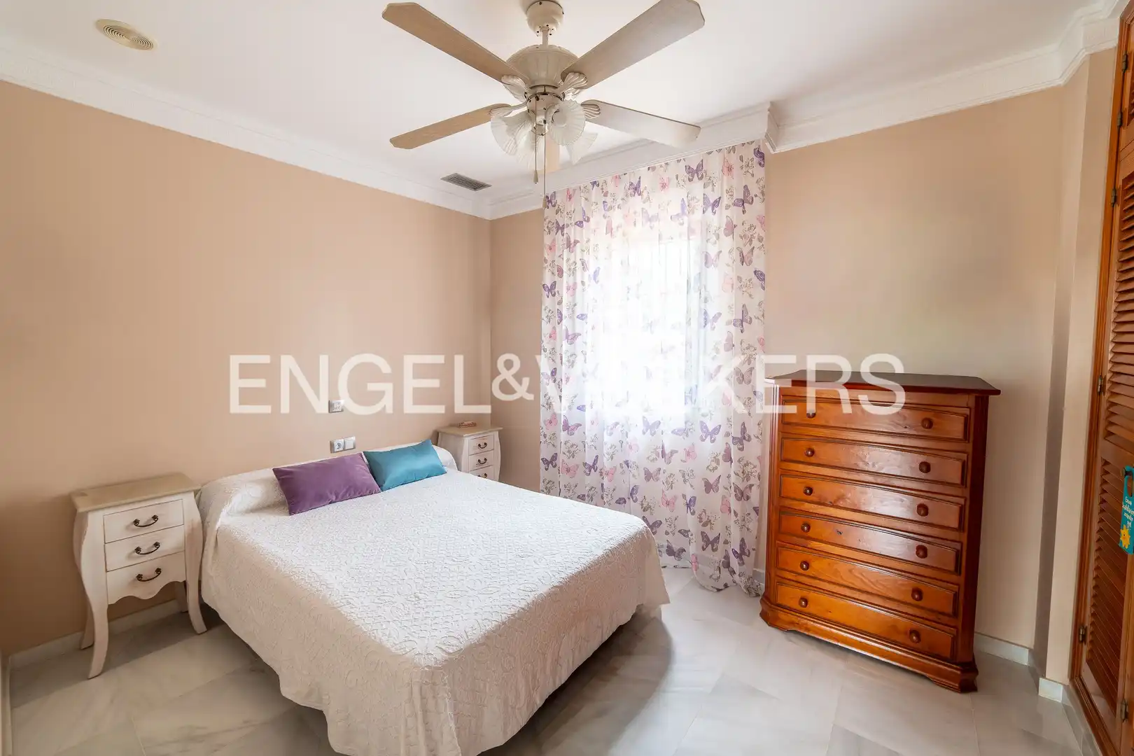 Bedroom of Country homes for sale in San Fernando  with Heating, Private garden and Swimming Pool