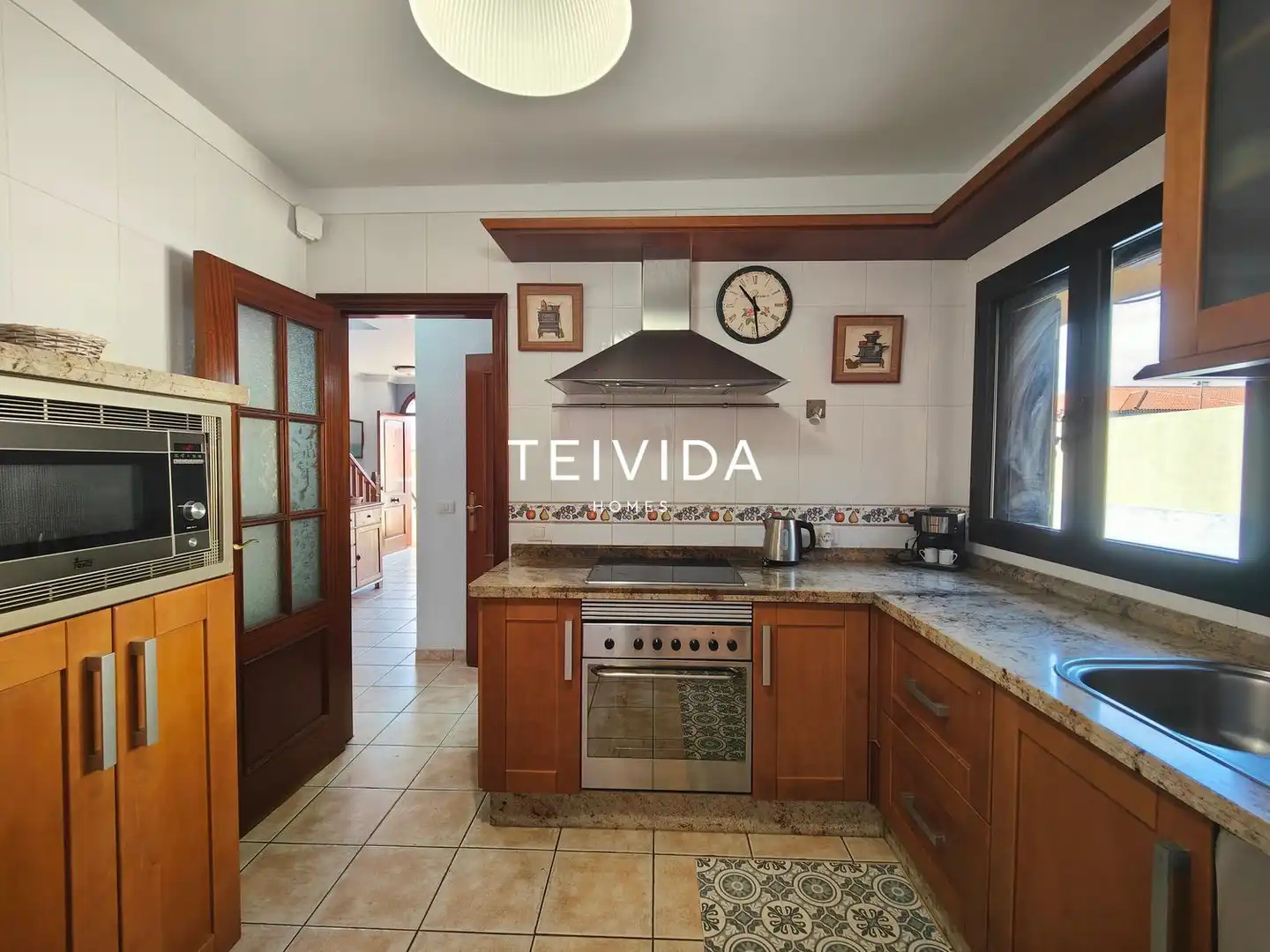 Cuina de Casa adosada en venda en Candelaria amb Terrassa i Traster