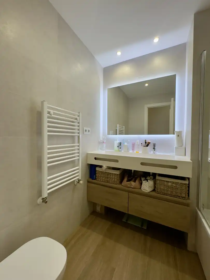 Baño de Piso en venta en Madrid con Aire acondicionado, Calefacción y Parquet