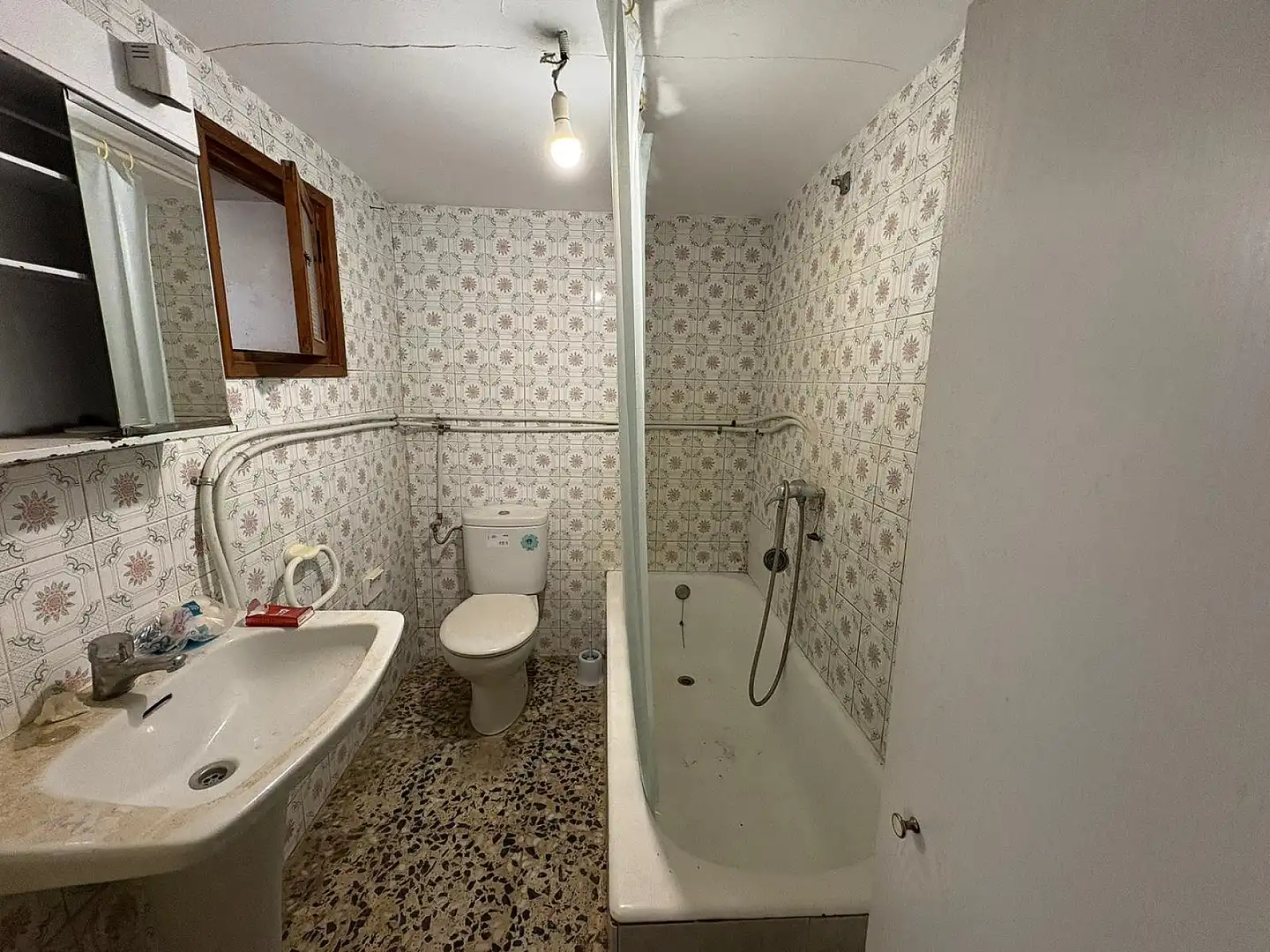 Bathroom of Duplexes for sale in El Pinós / Pinoso