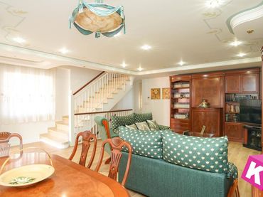 Bungalow con piscina en venta en Calle Juan Gris
