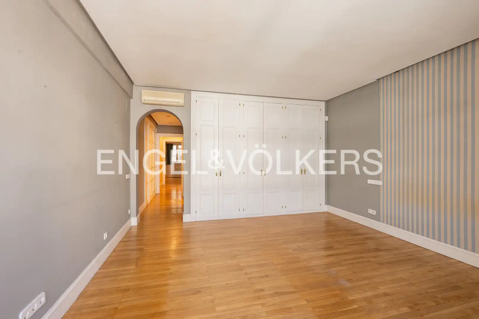 Comedor de Piso en venta en Madrid con Aire acondicionado, Calefacción y Trastero