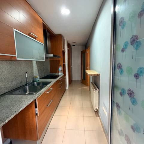 Piso en Venta en Carrer del Doctor Aymerich i Gilabertó en Ca n'Anglada