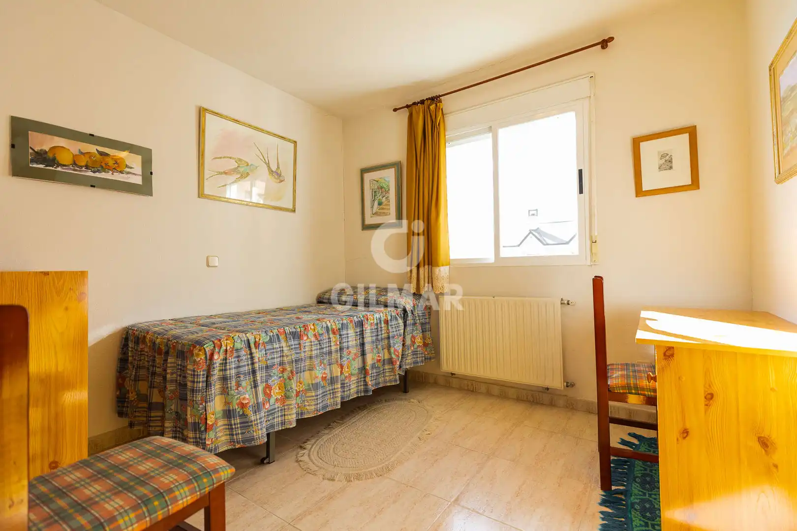 Habitación de Casa adosada en venta en Cercedilla con Calefacción, Jardín privado y Piscina