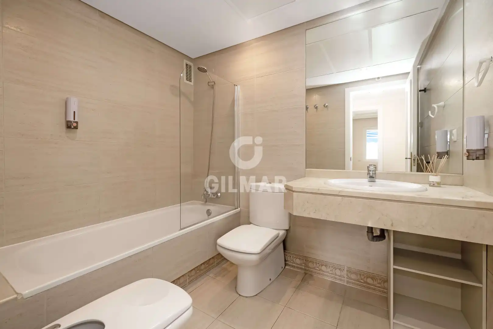 Apartament amb terrassa en venda a Nueva Andalucía, imagen 25
