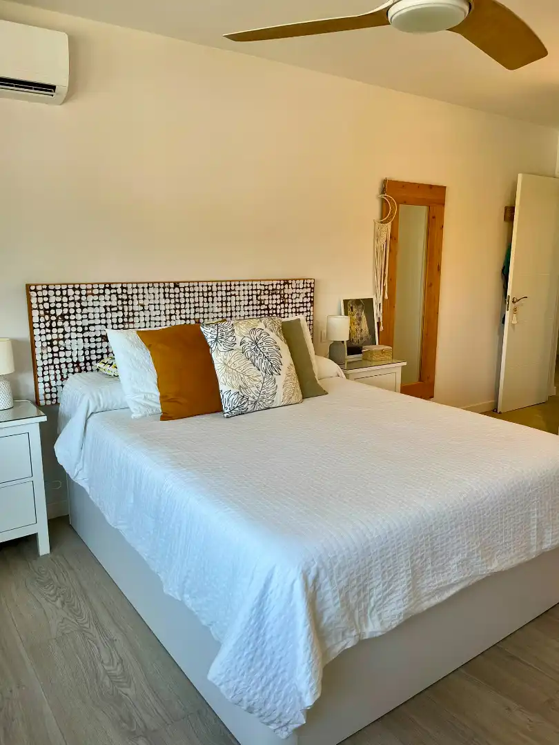 Bedroom of Flat for sale in Torremolinos  with Air Conditioner, Terrace and Furnished