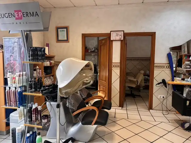 Local comercial en traspaso en Boqueixón, imagen 2