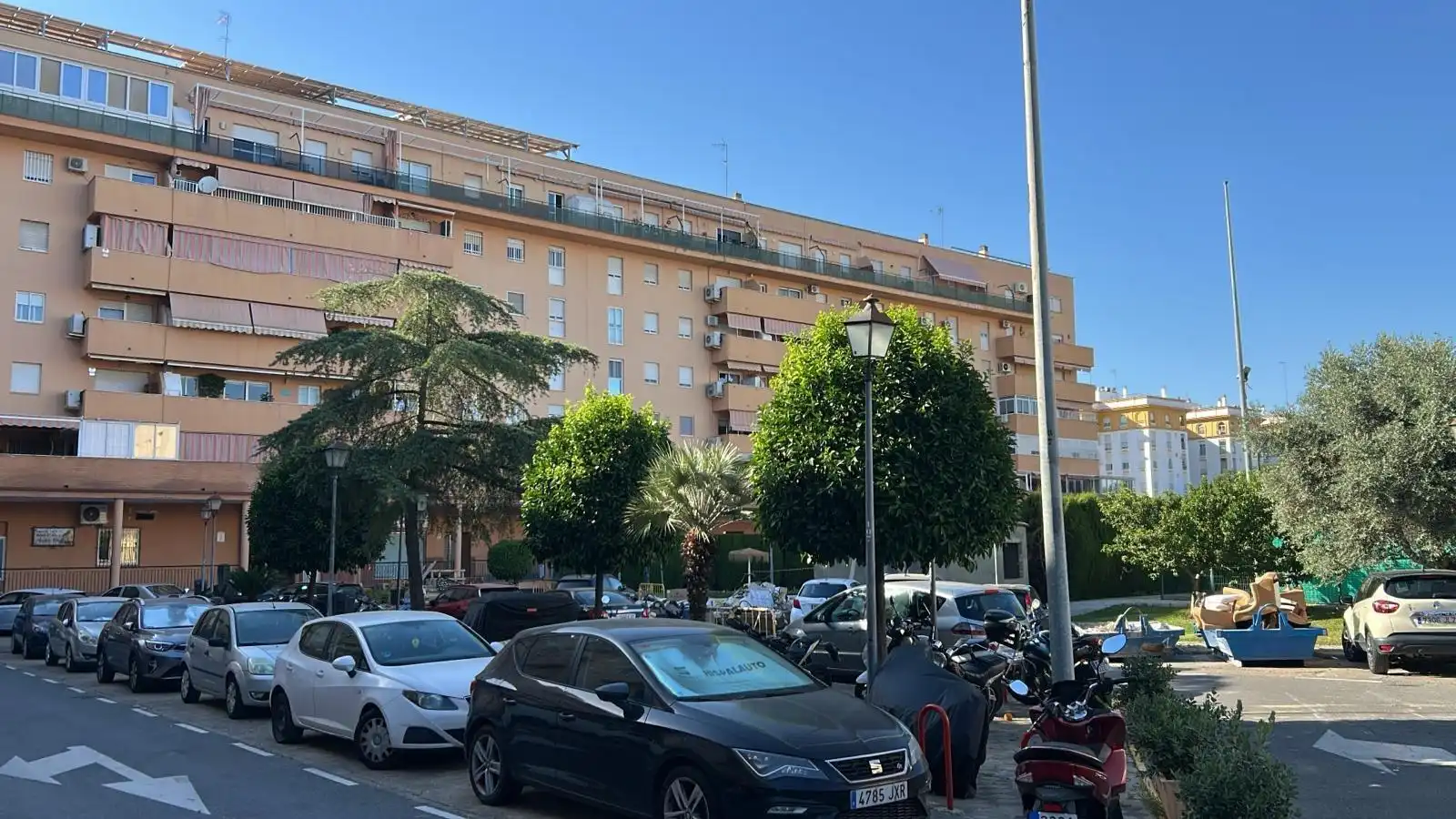 Vista exterior de Pis de lloguer en Sevilla amb Aire condicionat, Calefacció i Terrassa