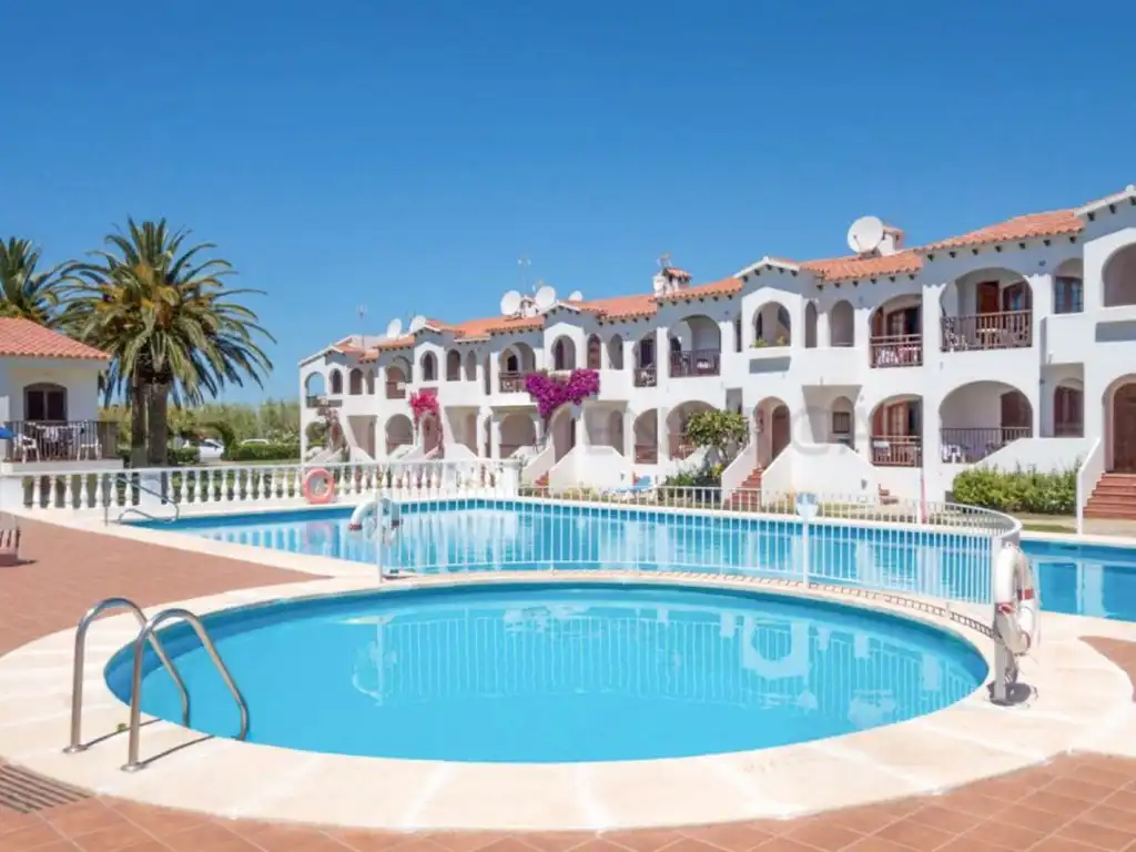 Piscina de Apartament en venda en Alaior amb Aire condicionat, Terrassa i Piscina