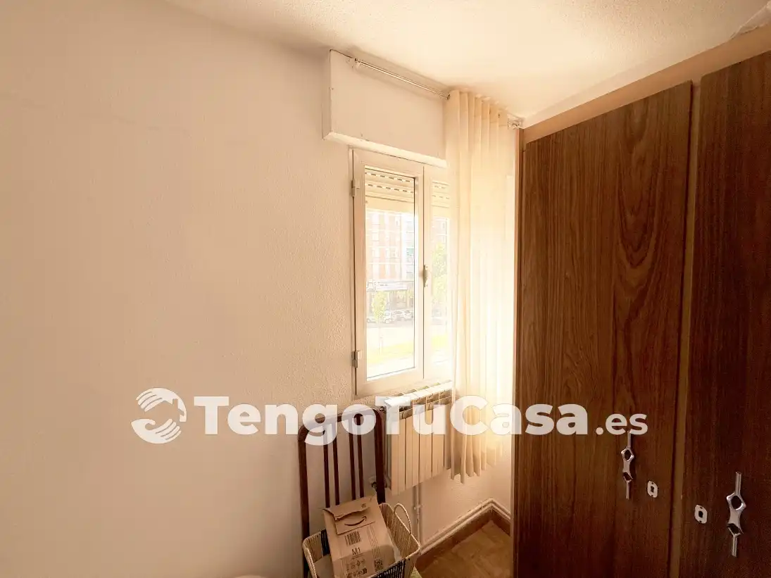 Bedroom of Flat for rent in Madrid  with Heating, Furnished and Oven