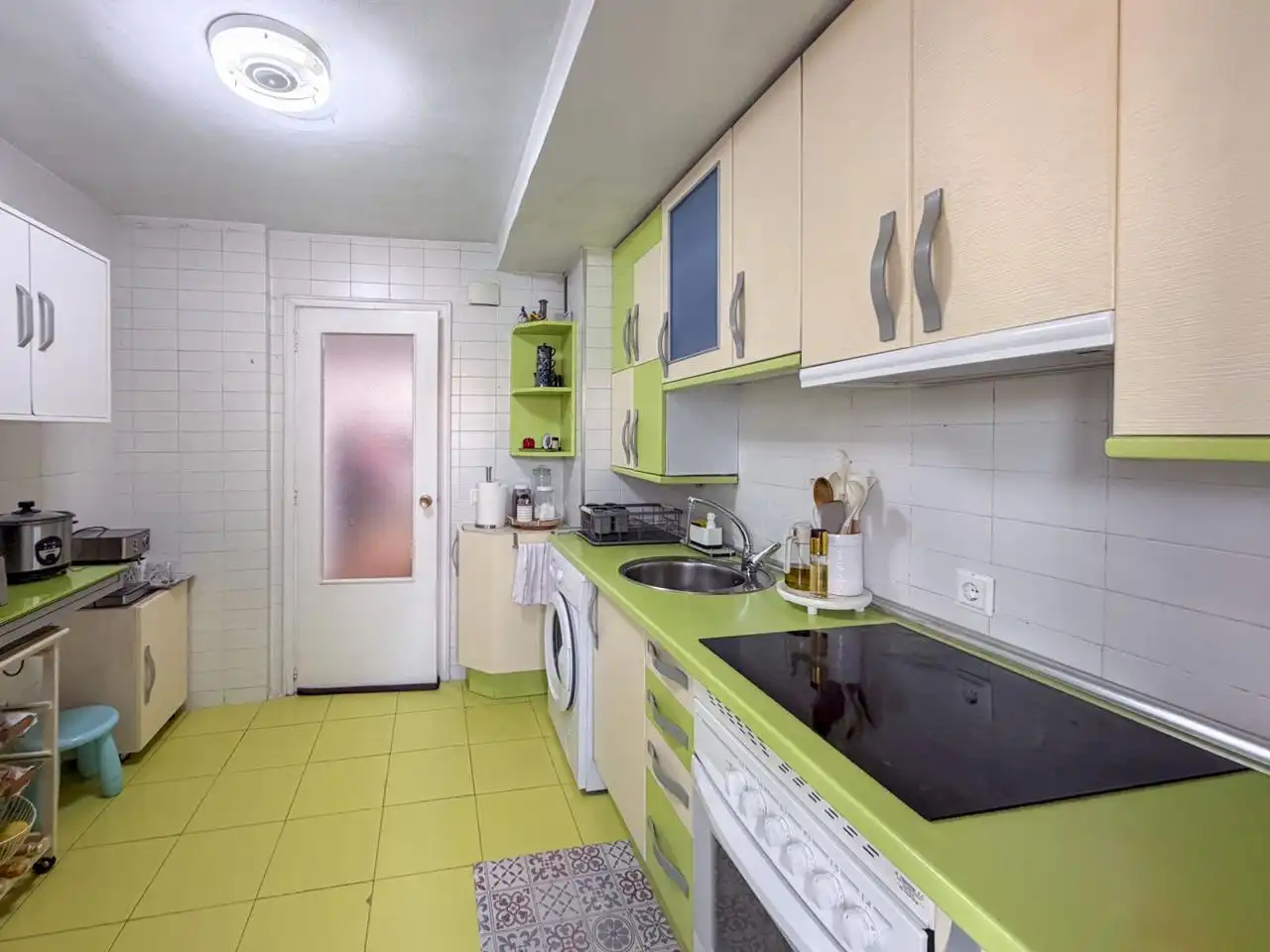 Cocina de Piso en venta en Madrid con Calefacción y Terraza