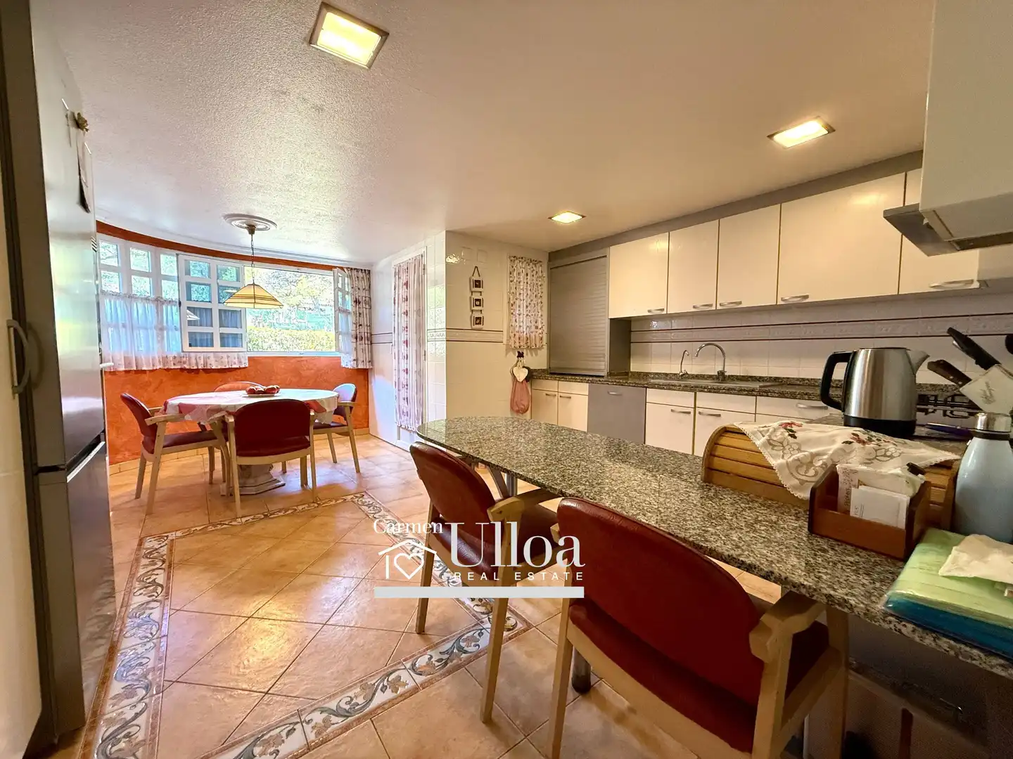 Cocina de Casa o chalet en venta en Alicante / Alacant con Aire acondicionado, Jardín privado y Terraza