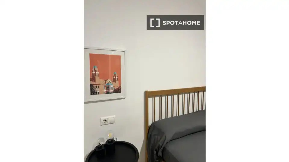 Bedroom of Flat for rent in Valencia  with Air Conditioner, Heating and Furnished