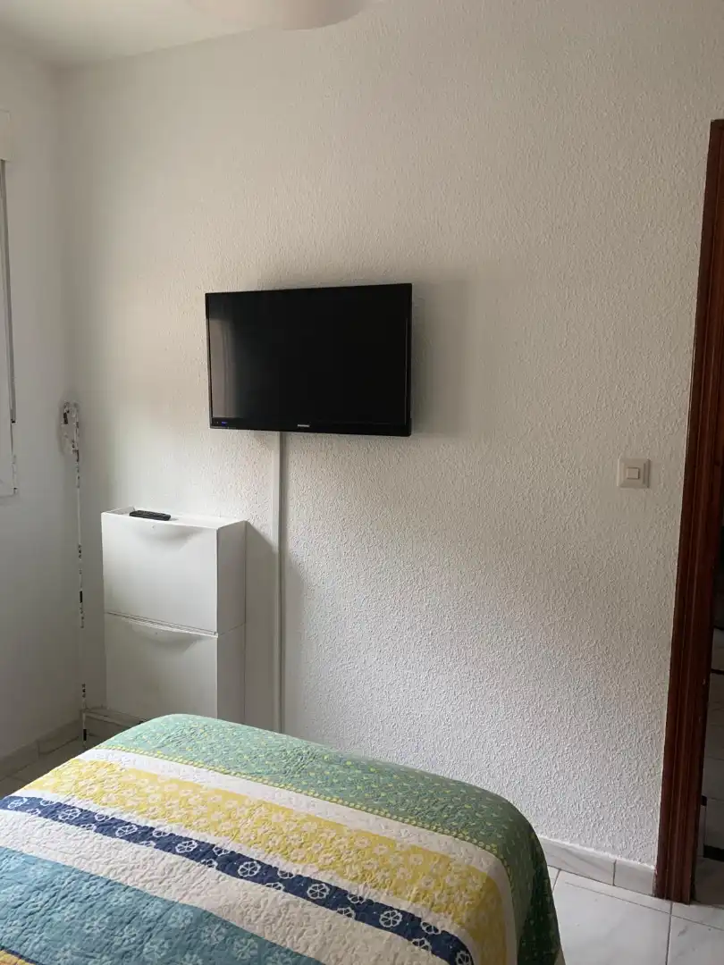 Habitación de Piso en venta en Loja con Aire acondicionado, Amueblado y Horno