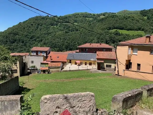 Vista exterior de Casa o chalet en venta en Mieres (Asturias) con Terraza, Trastero y Piscina