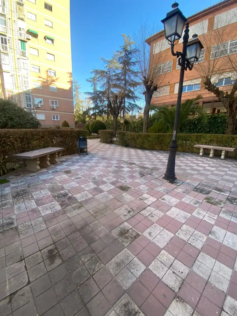 Parking de Piso en venta en Granada con Terraza