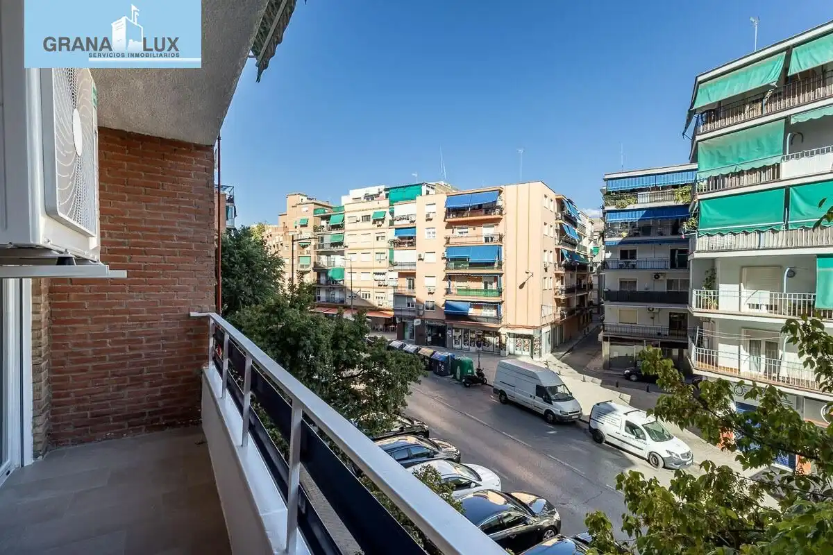 Appartamento con terrazza in vendita a Calle ALMUÑECAR, imagen 7