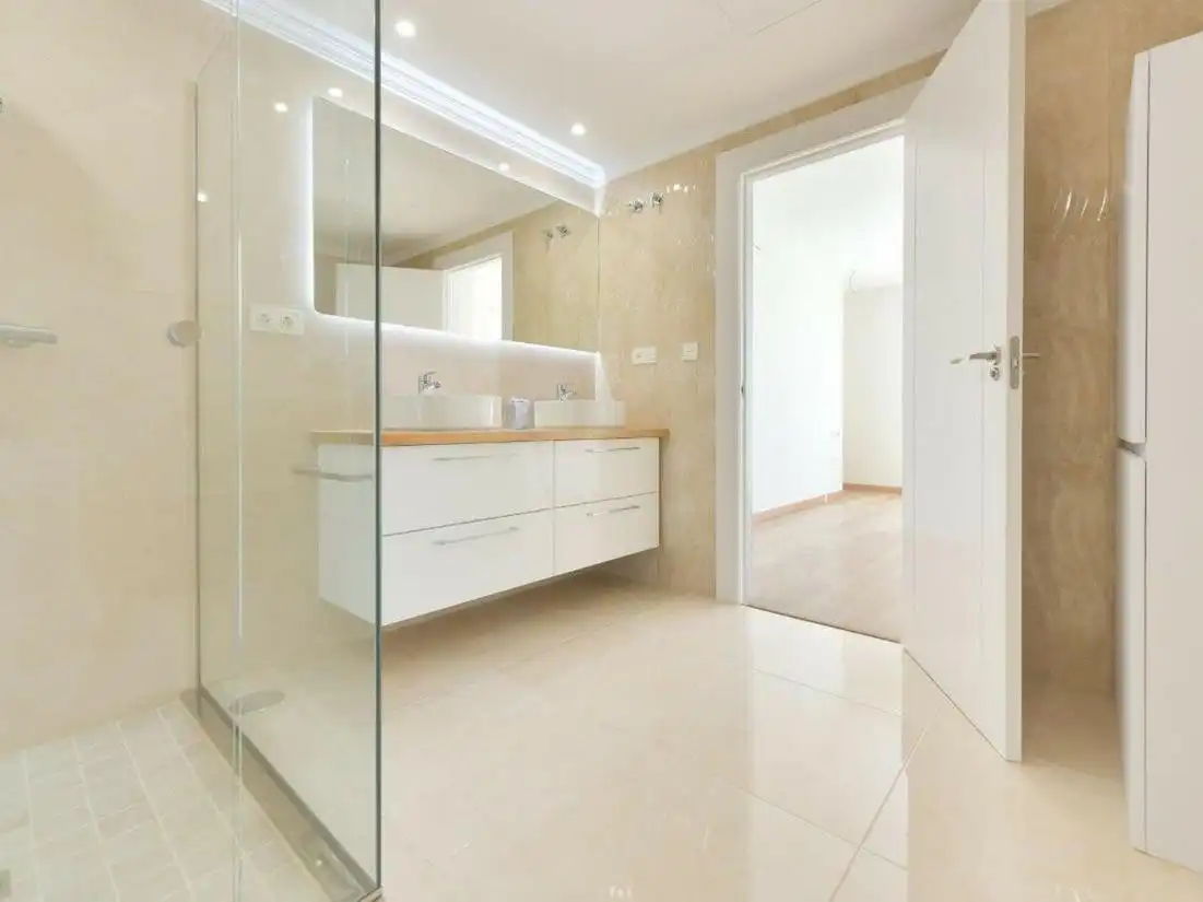 Penthouse with pool for sale in Nueva Andalucía, imagen 18