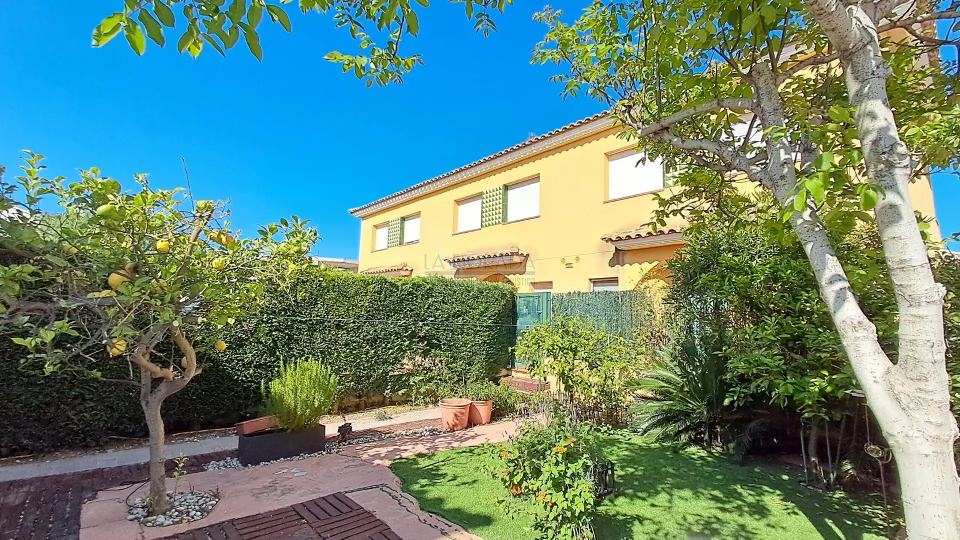 Garden of Detached homes for sale in Mont-roig del Camp  with Air Conditioner, Furnished and Balcony