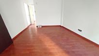 Flat for sale in C/ Hiniesta, San Julián, imagen 3