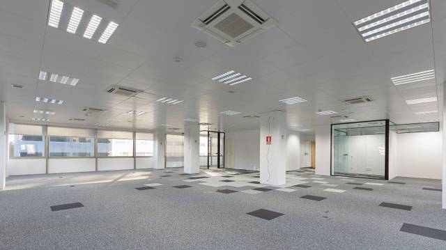 Oficina en Alquiler en Carrer de Numància en Barri de les Corts