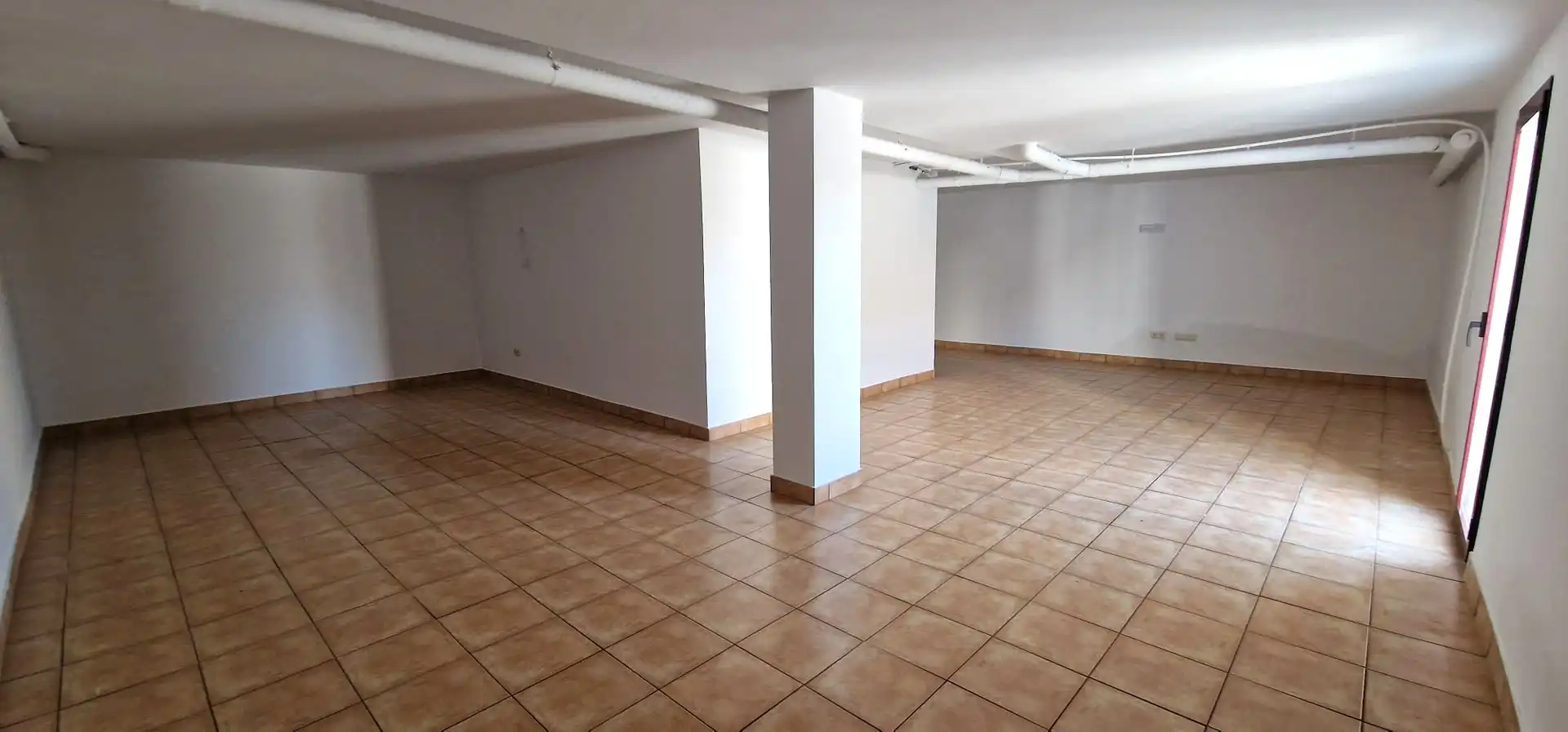 Einfamilien-Reihenhaus zum Verkauf in Cártama mit Privatgarten und Terrasse