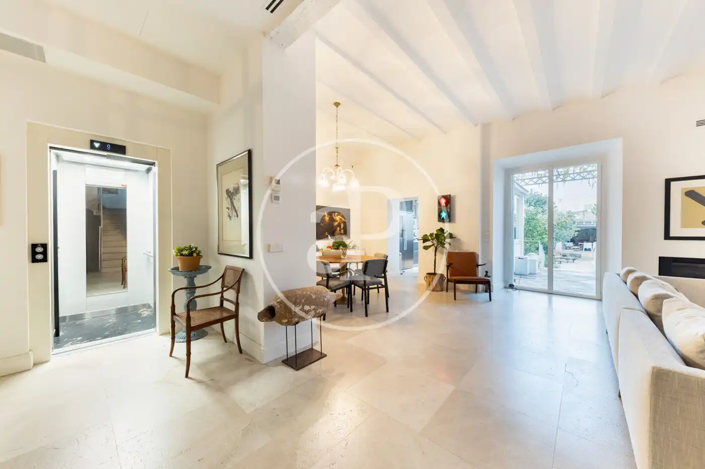 Einfamilien-Reihenhaus zum Verkauf in  Palma de Mallorca mit Klimaanlage, Heizung und Privatgarten