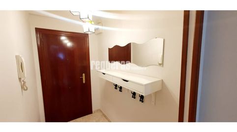 Foto 3 von Wohnung zur Miete in Calle Palacio Valdes, Centro, Avilés