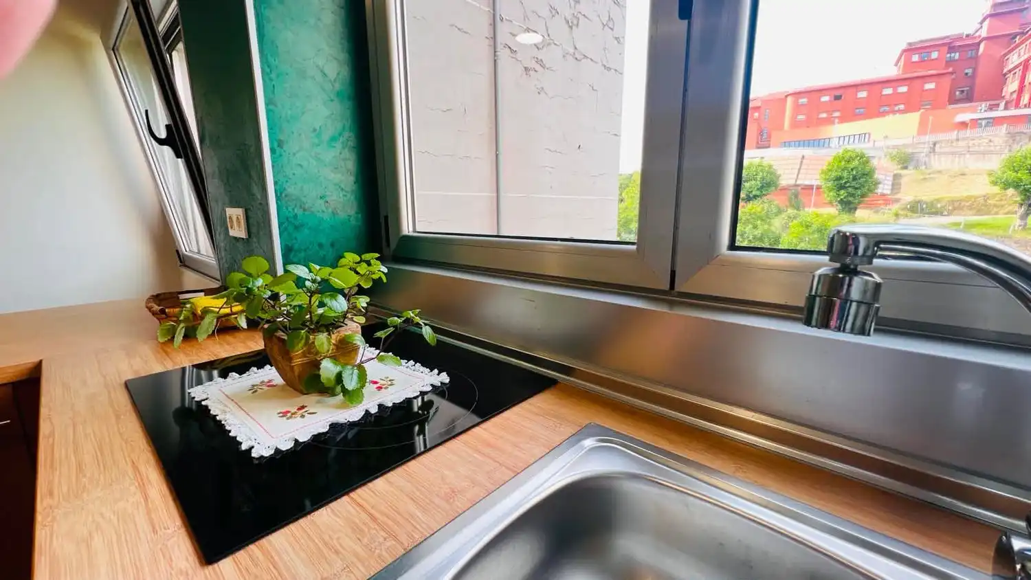 Cocina de Piso en venta en Gijón  con Piscina
