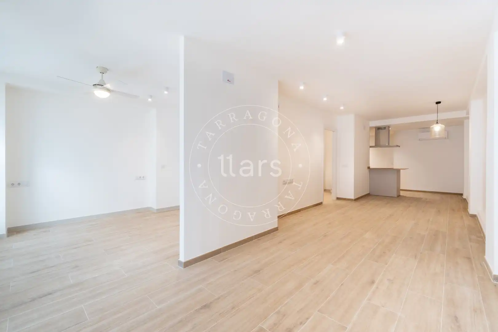 Ground floor for sale in Nou Eixample Sud