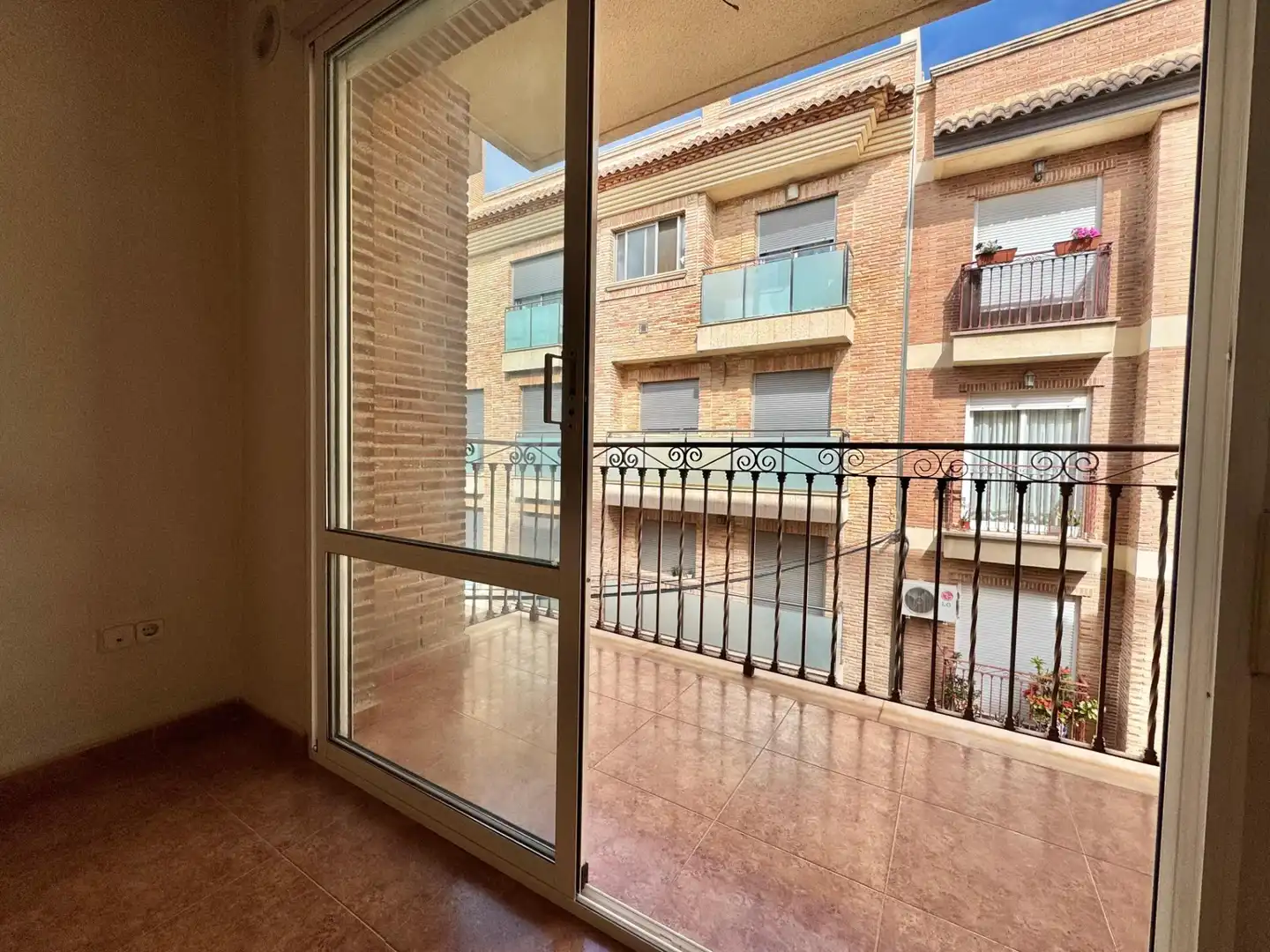 Außenansicht von Wohnung zum Verkauf in Murcia mit Abstellraum und Balkon