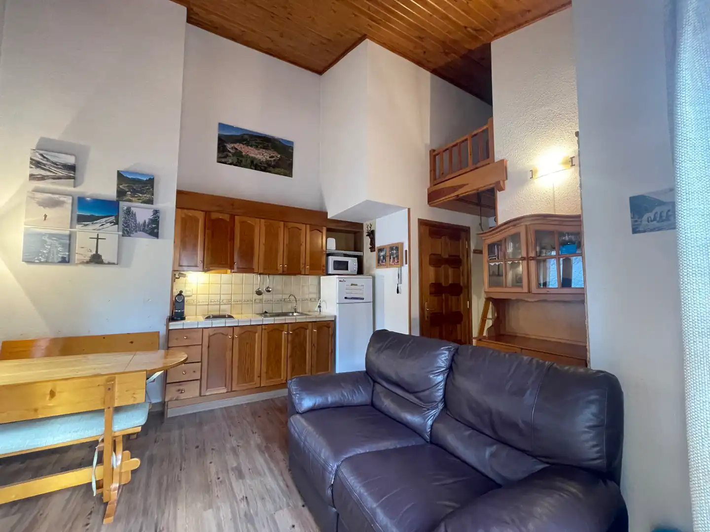 Sala d'estar de Àtic en venda en Setcases amb Calefacció, Parquet i Traster