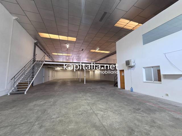 Nave industrial en Alquiler en Sant Josep - Zona Hospital