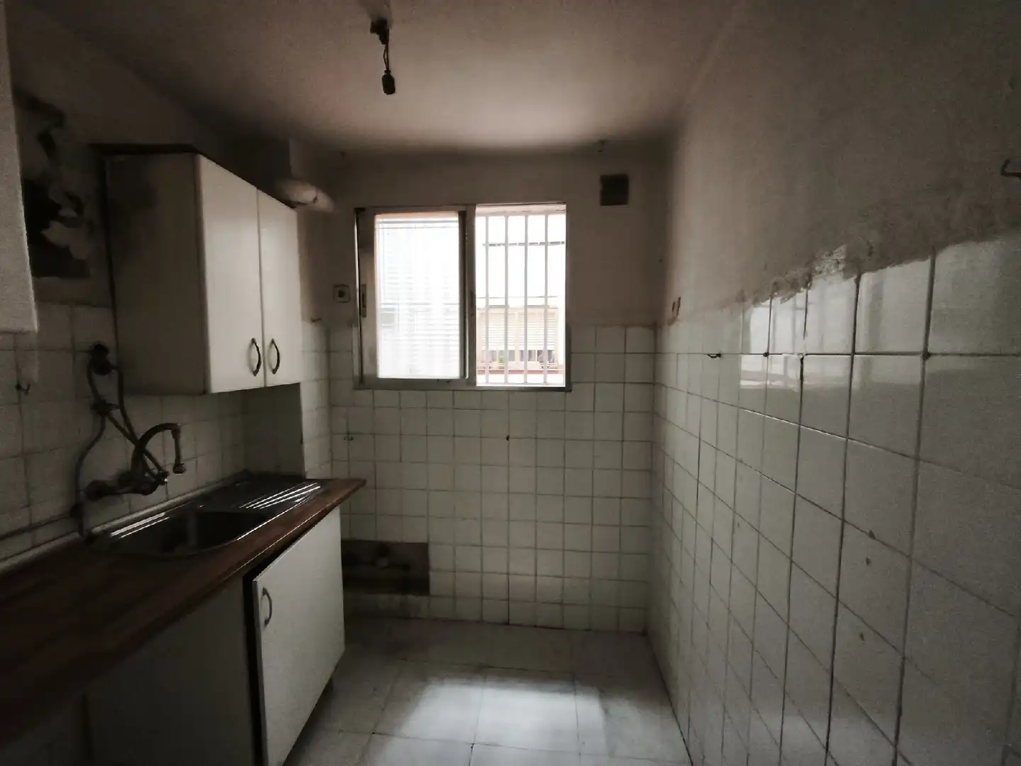 Flat for sale in C/ Villafuerte, Los Rosales