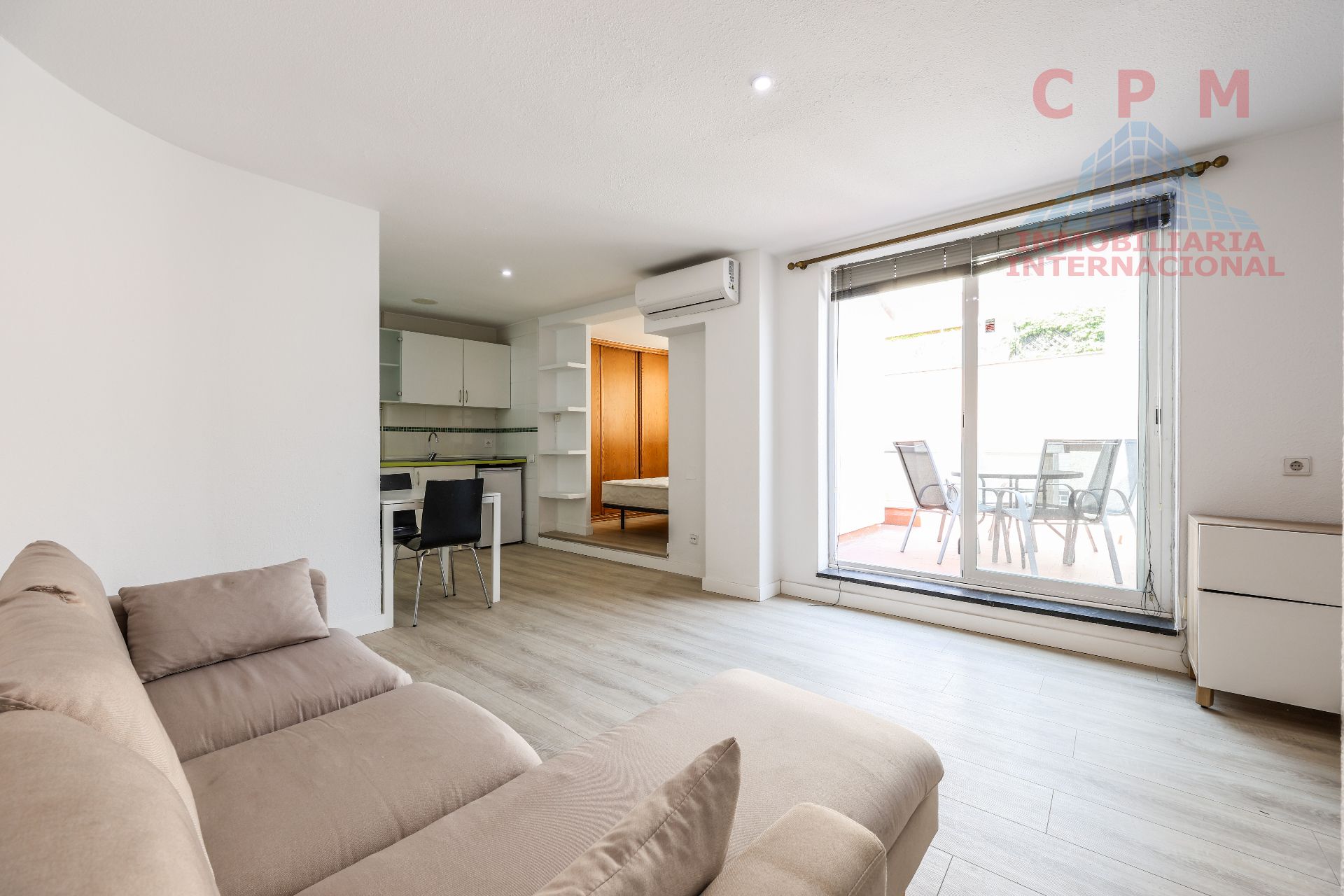 Dormitori de Àtic de lloguer en  Madrid Capital amb Aire condicionat, Calefacció i Parquet