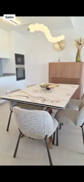 Comedor de Piso de alquiler en Estepona con Aire acondicionado, Terraza y Trastero