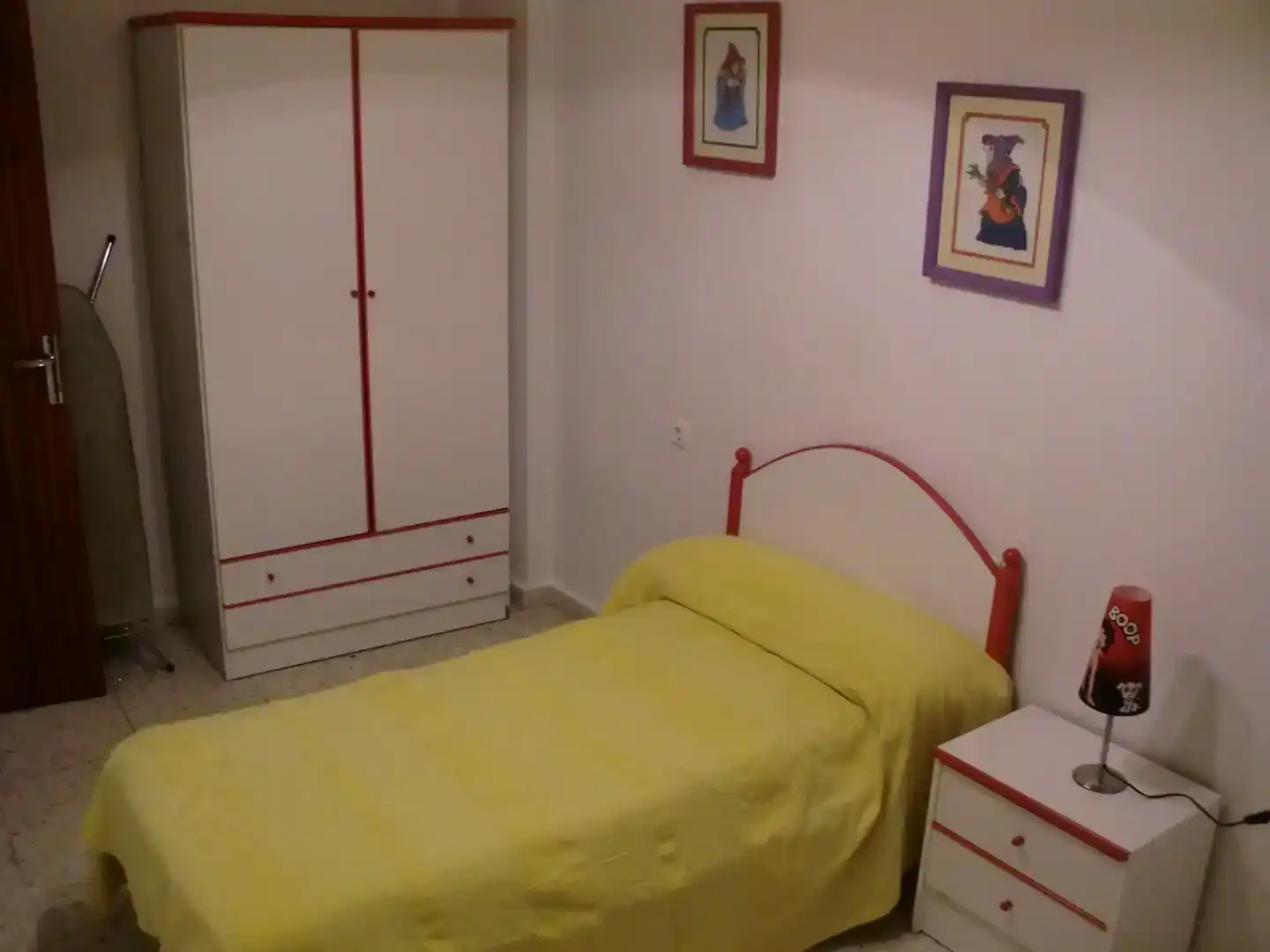 Dormitori de Pis en venda en Baza