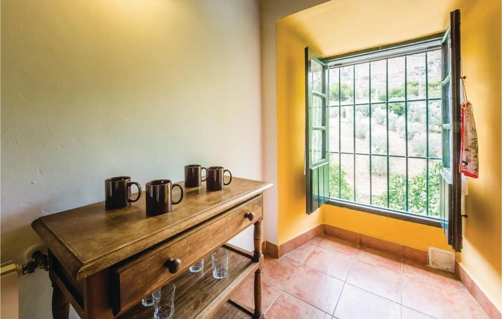 Kitchen of Houses for sale in Málaga  with Private garden, Swimming Pool and Furnished